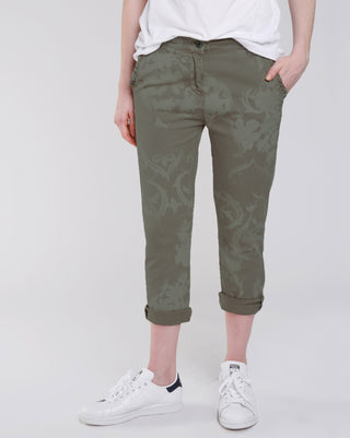 Scroll Print Ruffle Pocket Pant
