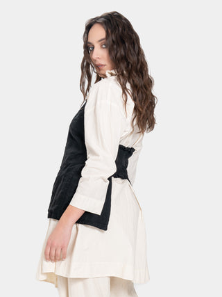 Open-Back Buttoned Vest