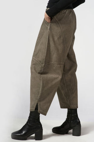 Barrel Pants with Decorative Stitching - Baci Fashion