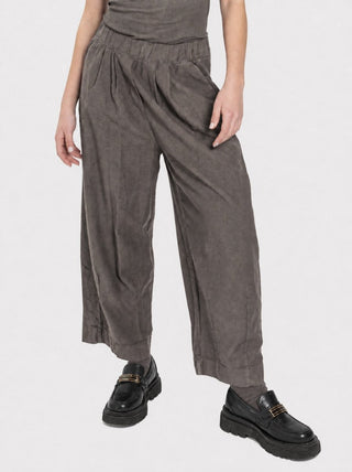 Elastic Waist Pleated Trousers - Baci Fashion