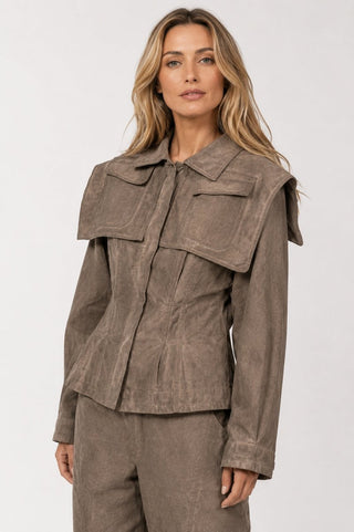 Fitted Jacket with Pleats and Front Zip - Baci Fashion