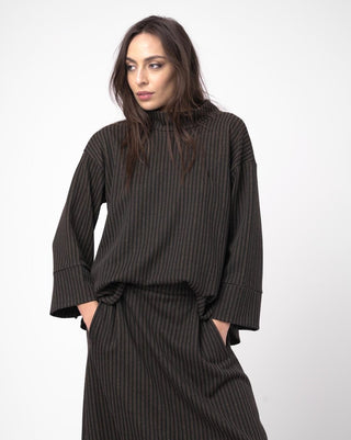 Mock Neck Pleated Back Shirt - Baci Fashion