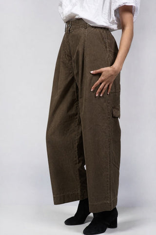 Pants with Large Back Pockets - Baci Fashion