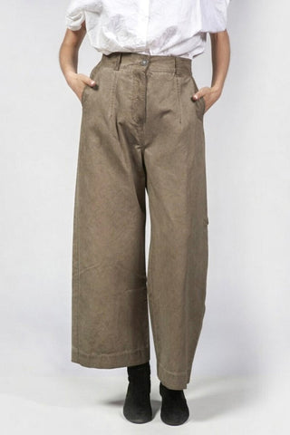 Pants with Large Back Pockets - Baci Fashion