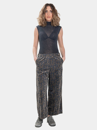 Pleated Tapered Floral Trousers - Baci Fashion