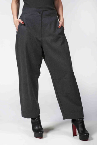 Solid - Colored Pants with Knee Darts - Baci Fashion