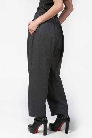 Solid - Colored Pants with Knee Darts - Baci Fashion