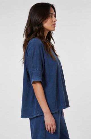 Stonewashed Cotton V-Neck T-Shirt with 3/4 Sleeves - Baci Fashion
