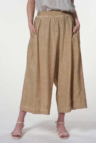 Wide - leg Pants with Side Pleats - Baci Fashion