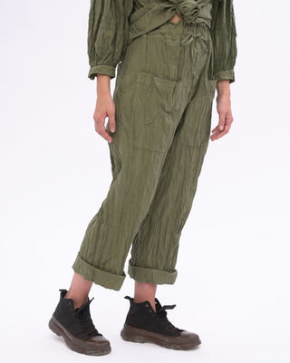 Pocketed Pleated Crinkled Pants - Baci Fashion